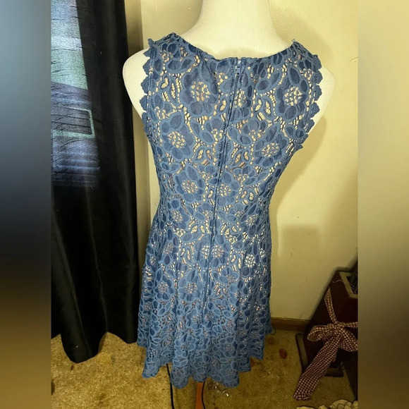 City Studio lace Dress Size 7 - Picture 2 of 4